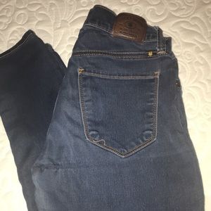 Lot of 2 lucky brand jeggings